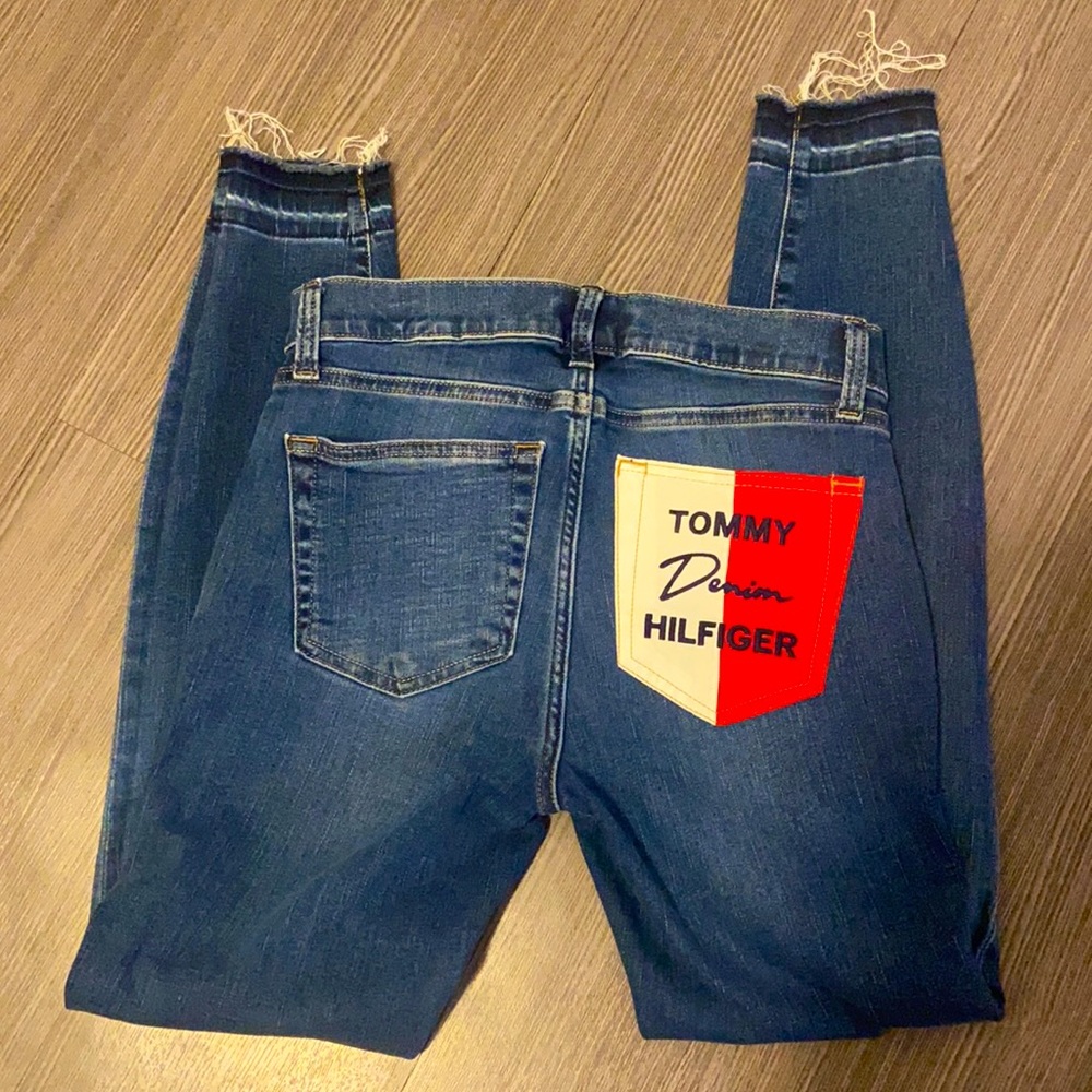 Tommy Hilfiger Denim - Picture 4 of 5